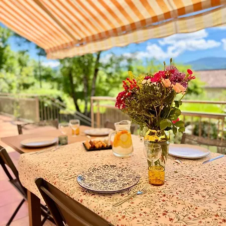 Сasa de vacaciones Maison De Charme Avec Piscine - Le Cocon De